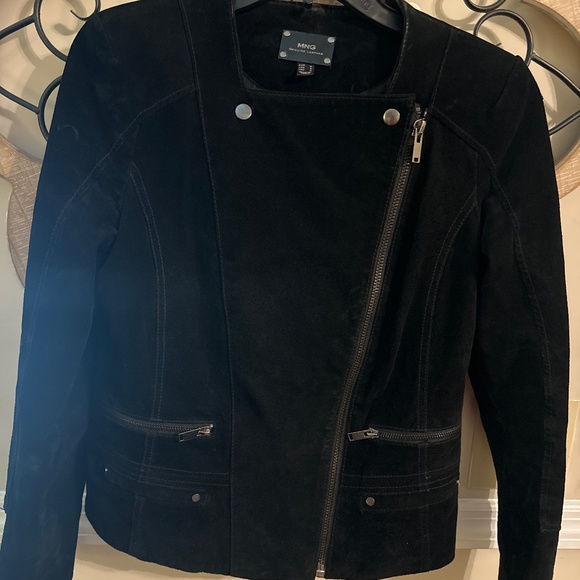 MNG Size 2 Black Suede zip up and lined - Picture 1 of 4
